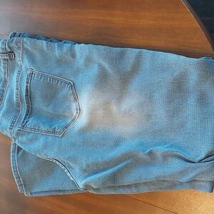 Light wash womens jeans size 18